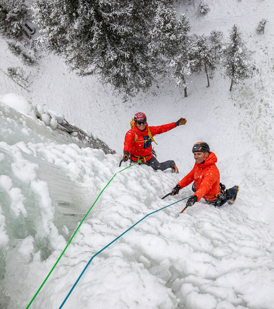 Intro to ice climbing with cirque guides